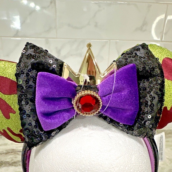 Disney Parks Snow White Evil Queen POISON APPLE Minnie Mouse Ears Headband NEW - Picture 8 of 11